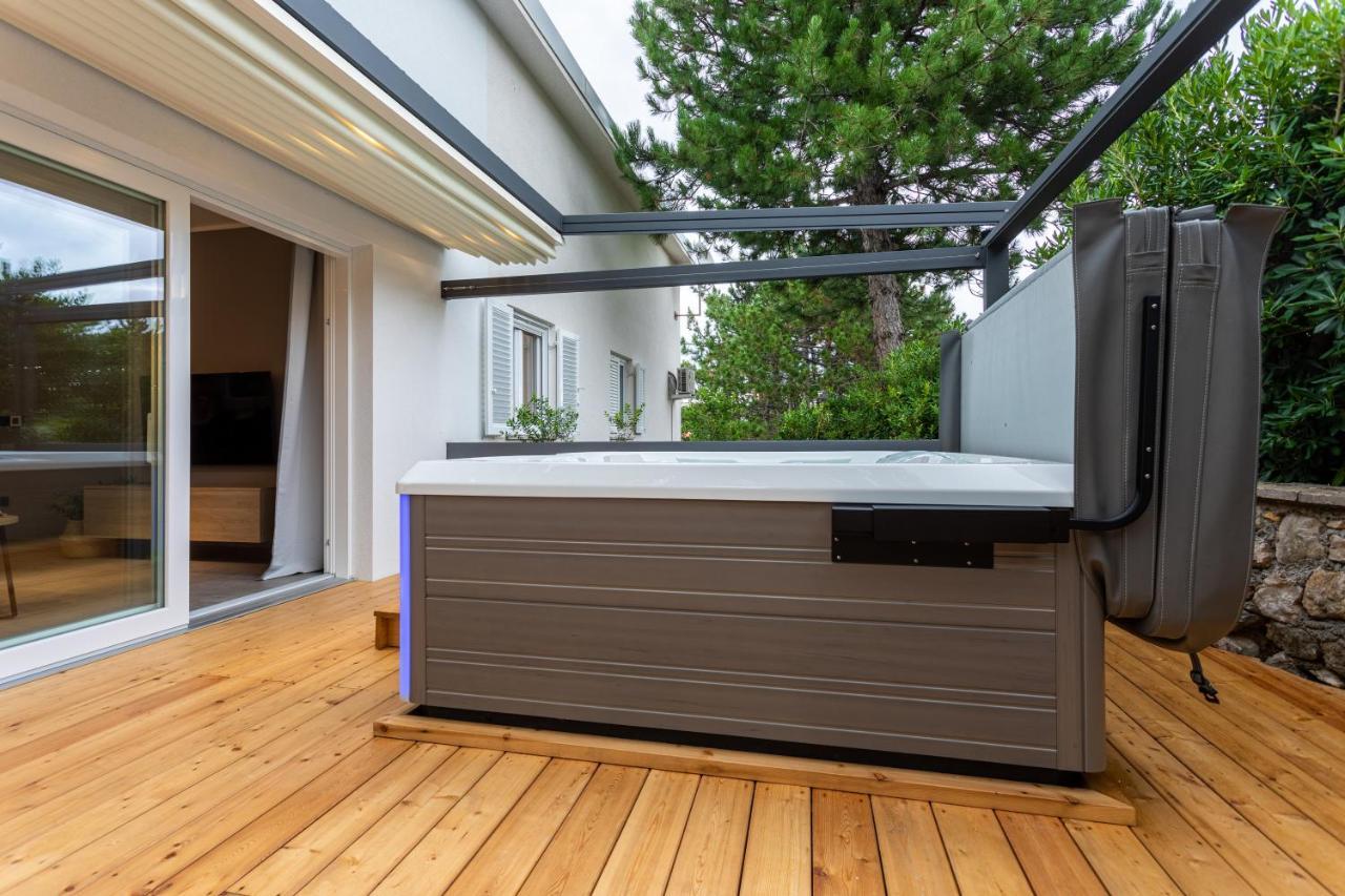 Happy Apartments Baska Exterior photo