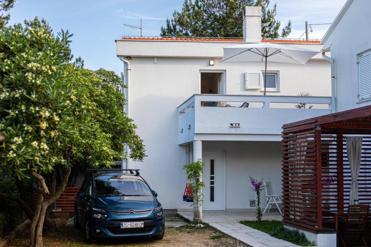 Happy Apartments Baska Exterior photo